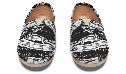 The Watchful Mummy Casual Shoes