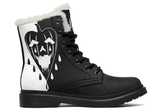 Hallo Scream Comfy Boots