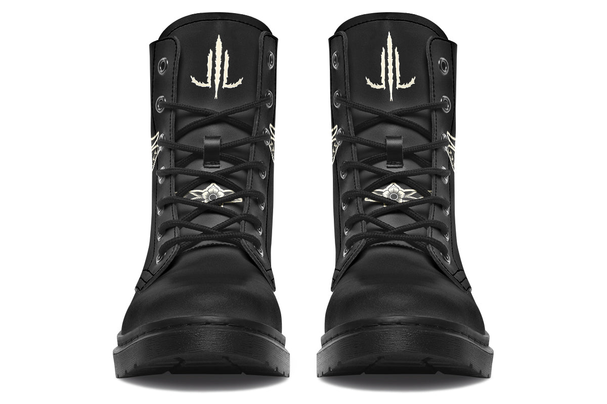 Butterfly Knife Boots