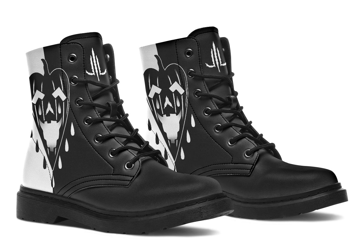 Hallo Scream Boots