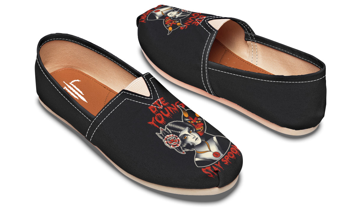 Die Young Stay Spooky Casual Shoes