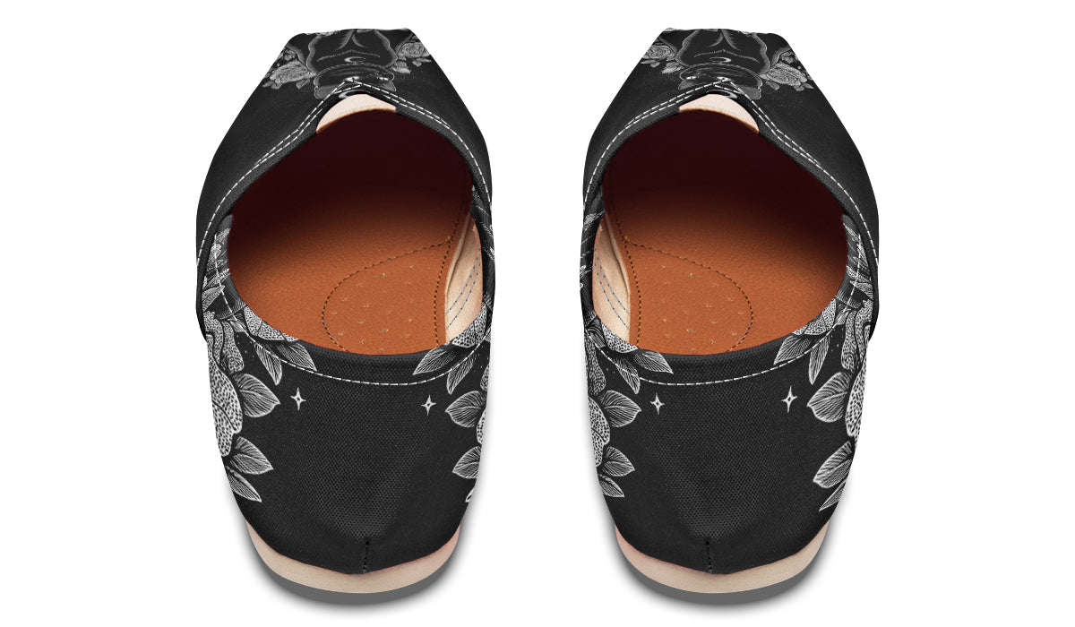 Lunar Familiar Cat Casual Shoes