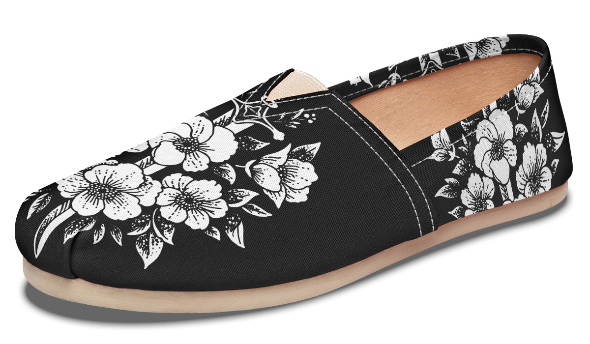 Minimalist Dagger Flowers Casual Shoes