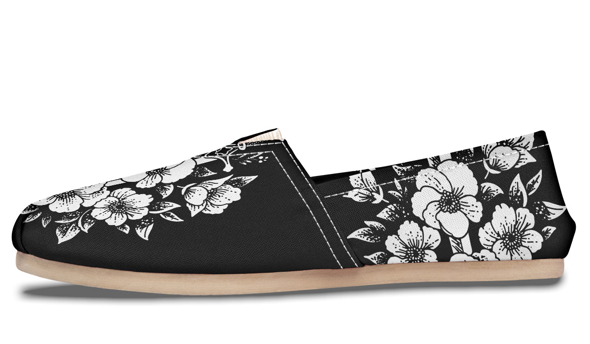 Minimalist Dagger Flowers Casual Shoes