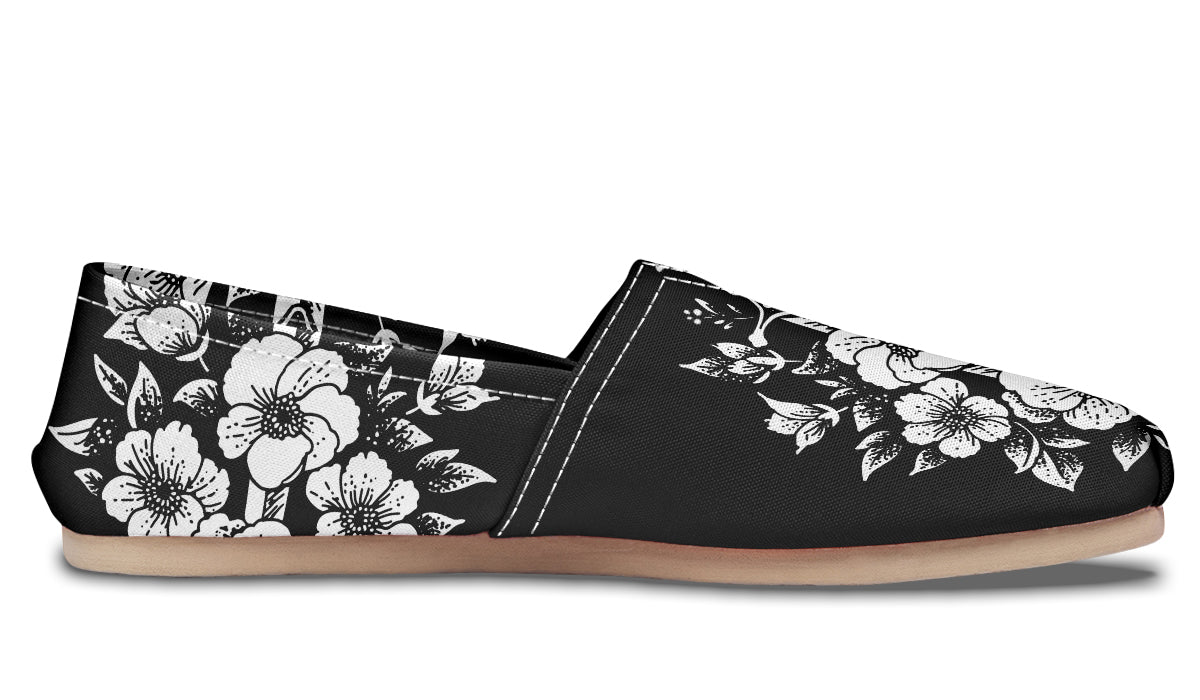 Minimalist Dagger Flowers Casual Shoes