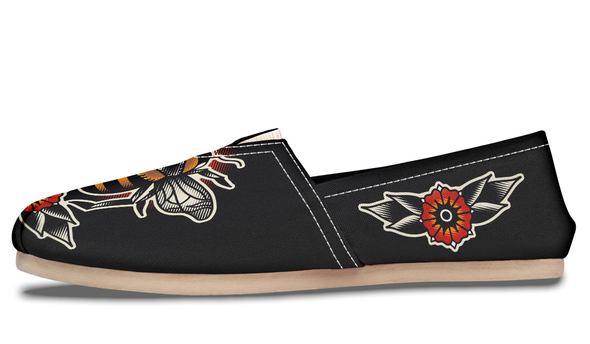 Traditional Bees Casual Shoes