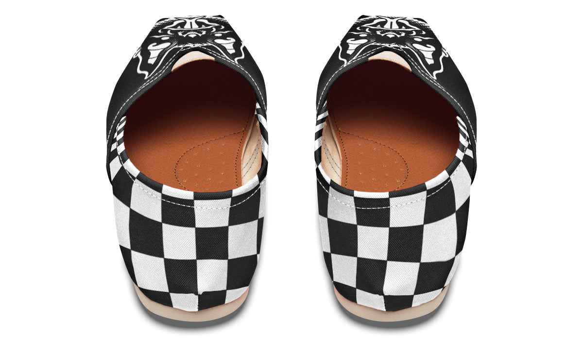 Traditional Checkered Bats Casual Shoes