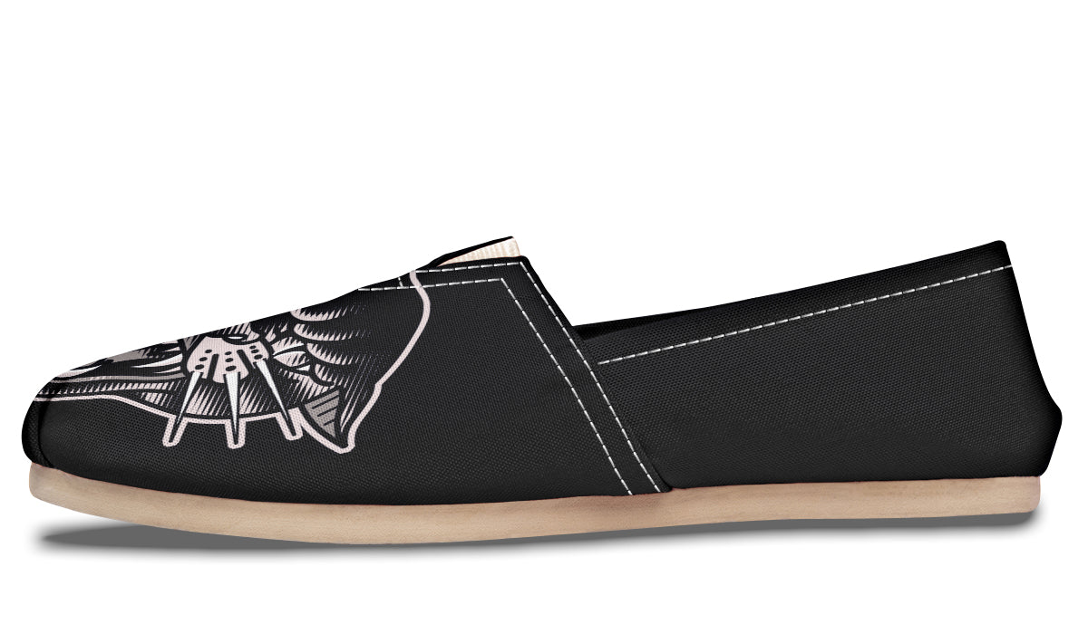 Traditional Panther Casual Shoes