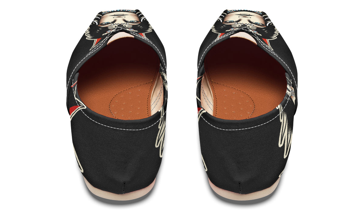 Wolf Cowl Girl Head Casual Shoes