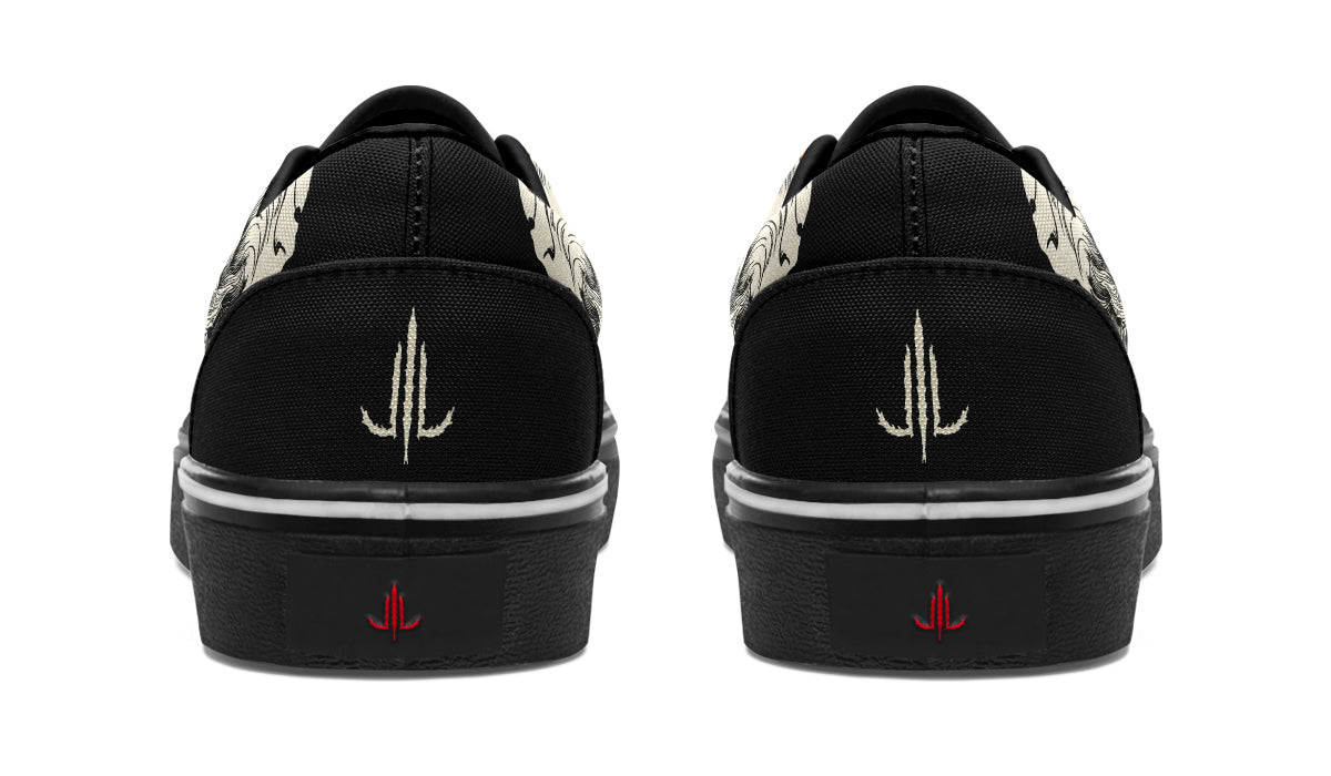 Bathead And Webs Classic Shoes