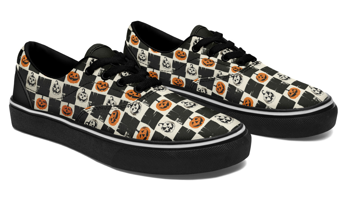 Checkered Pumpkins Classic Shoes