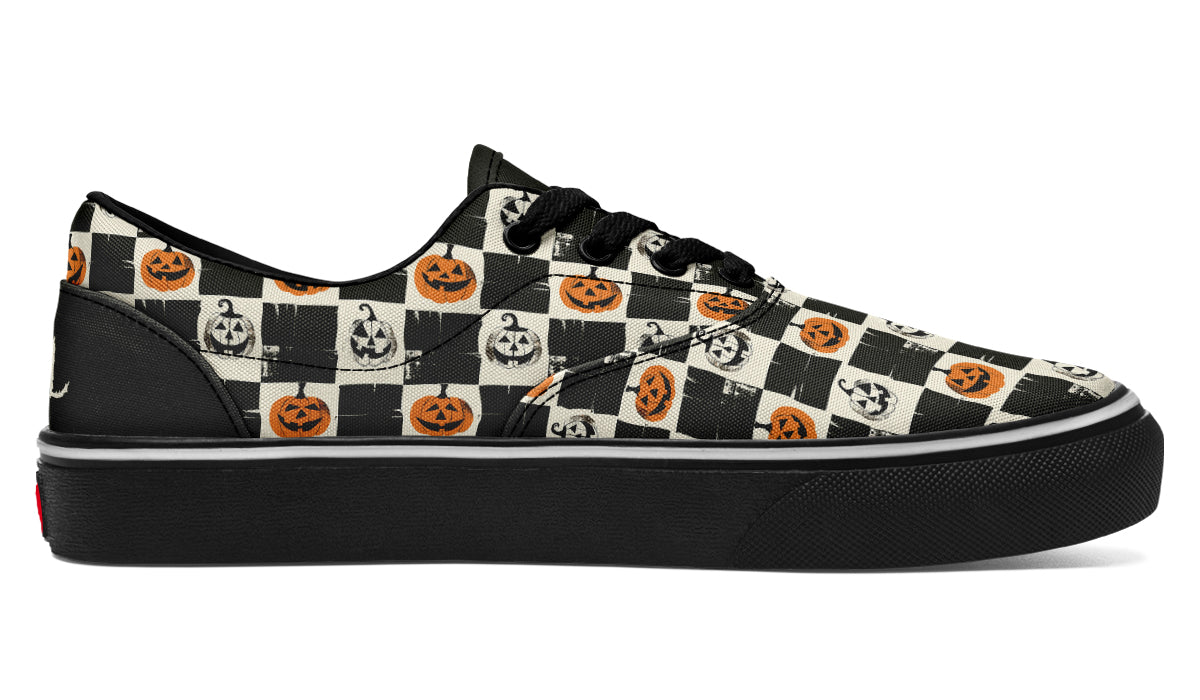 Checkered Pumpkins Classic Shoes
