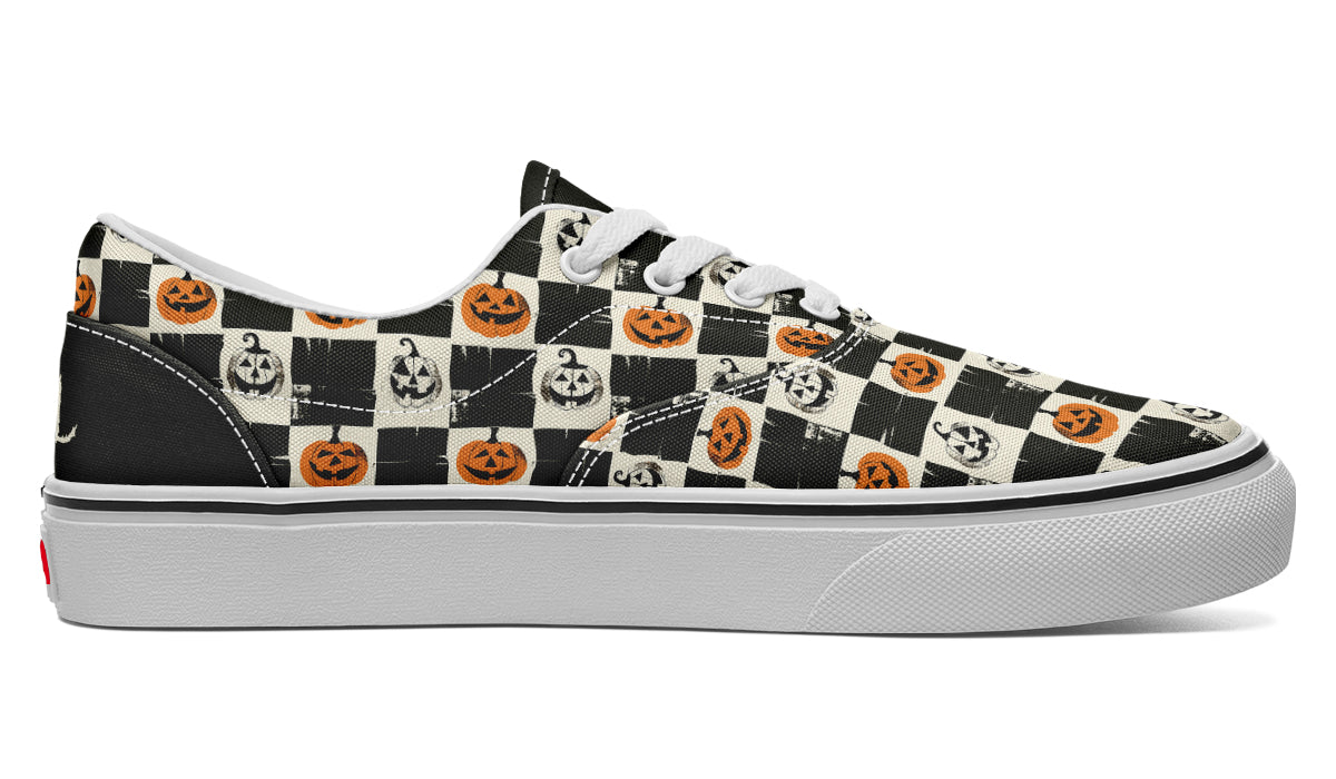 Checkered Pumpkins Classic Shoes