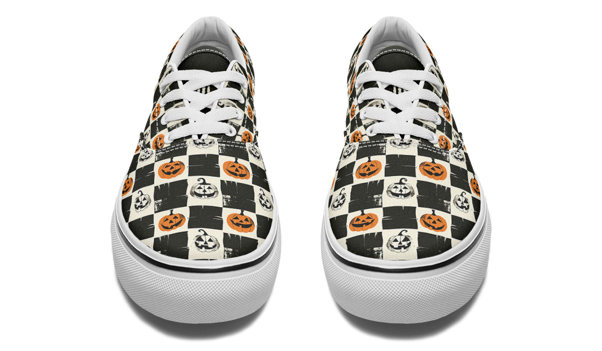 Checkered Pumpkins Classic Shoes