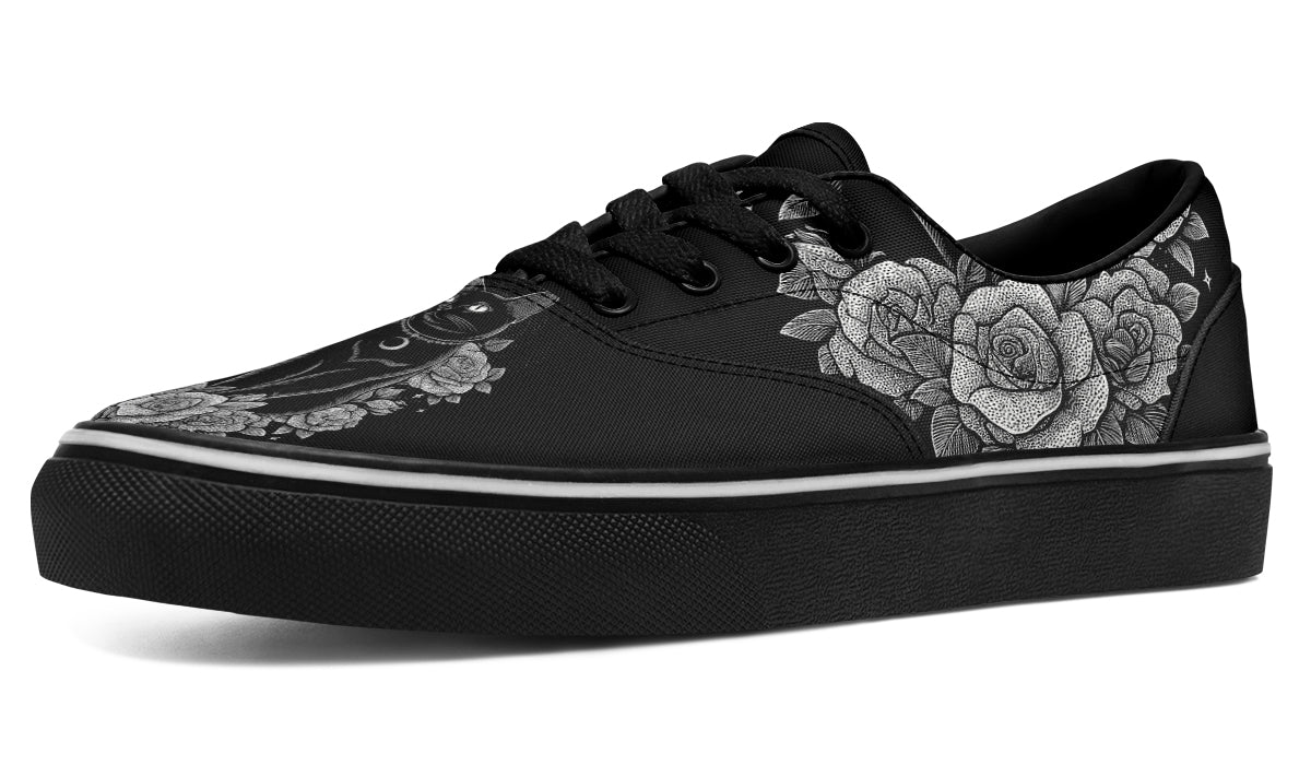 Lunar Familiar Cat Classic Shoes