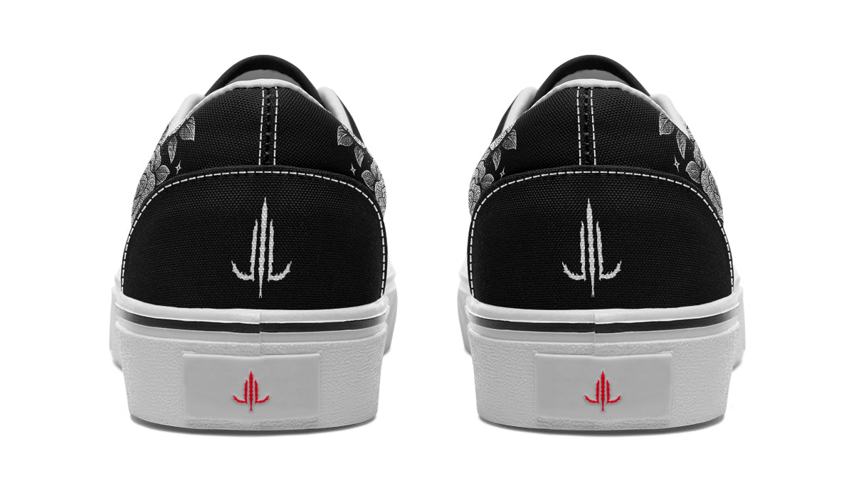 Lunar Familiar Cat Classic Shoes