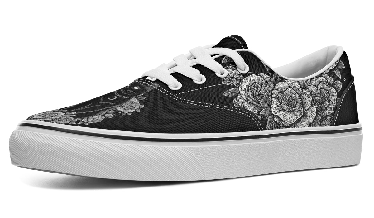 Lunar Familiar Cat Classic Shoes