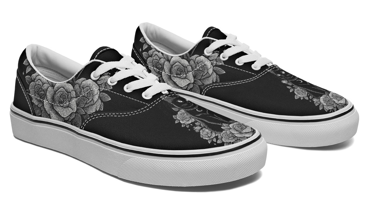 Lunar Familiar Cat Classic Shoes