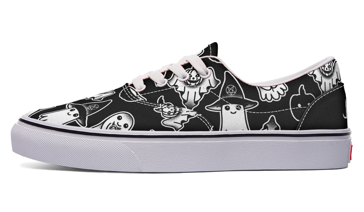 Spooky Ghost Classic Shoes