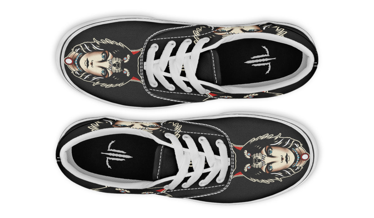 Wolf Cowl Girl Head Classic Shoes