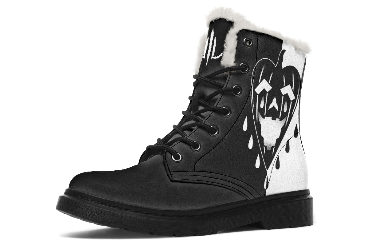 Hallo Scream Comfy Boots