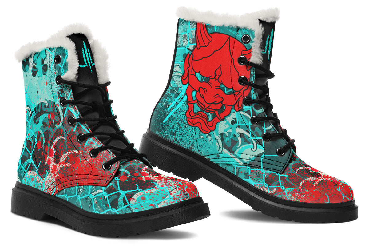 Hannya Waves Comfy Boots