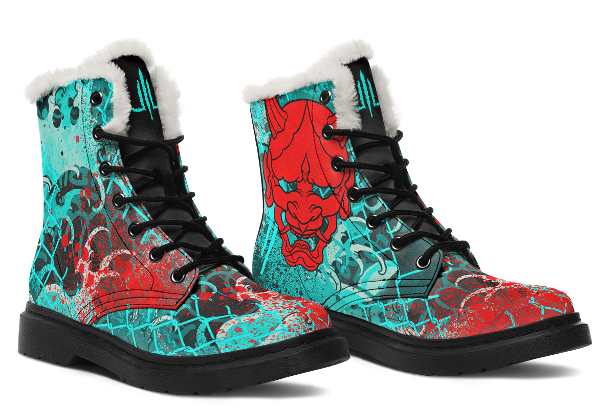 Hannya Waves Comfy Boots