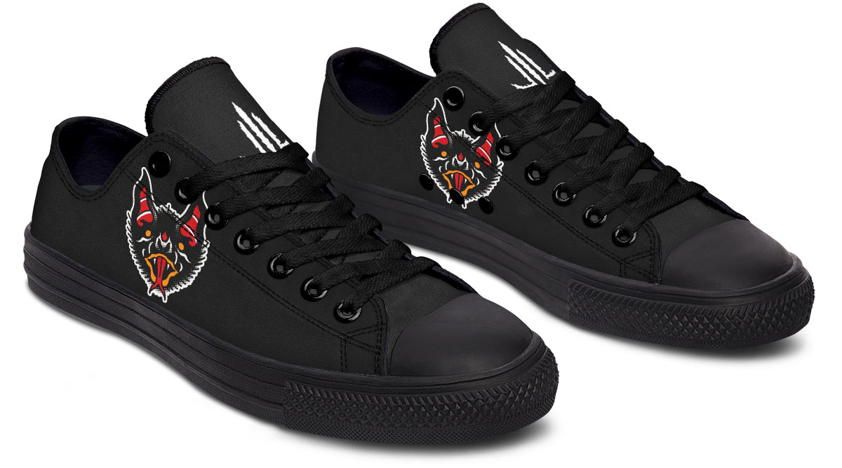 Traditional Bat Low Tops