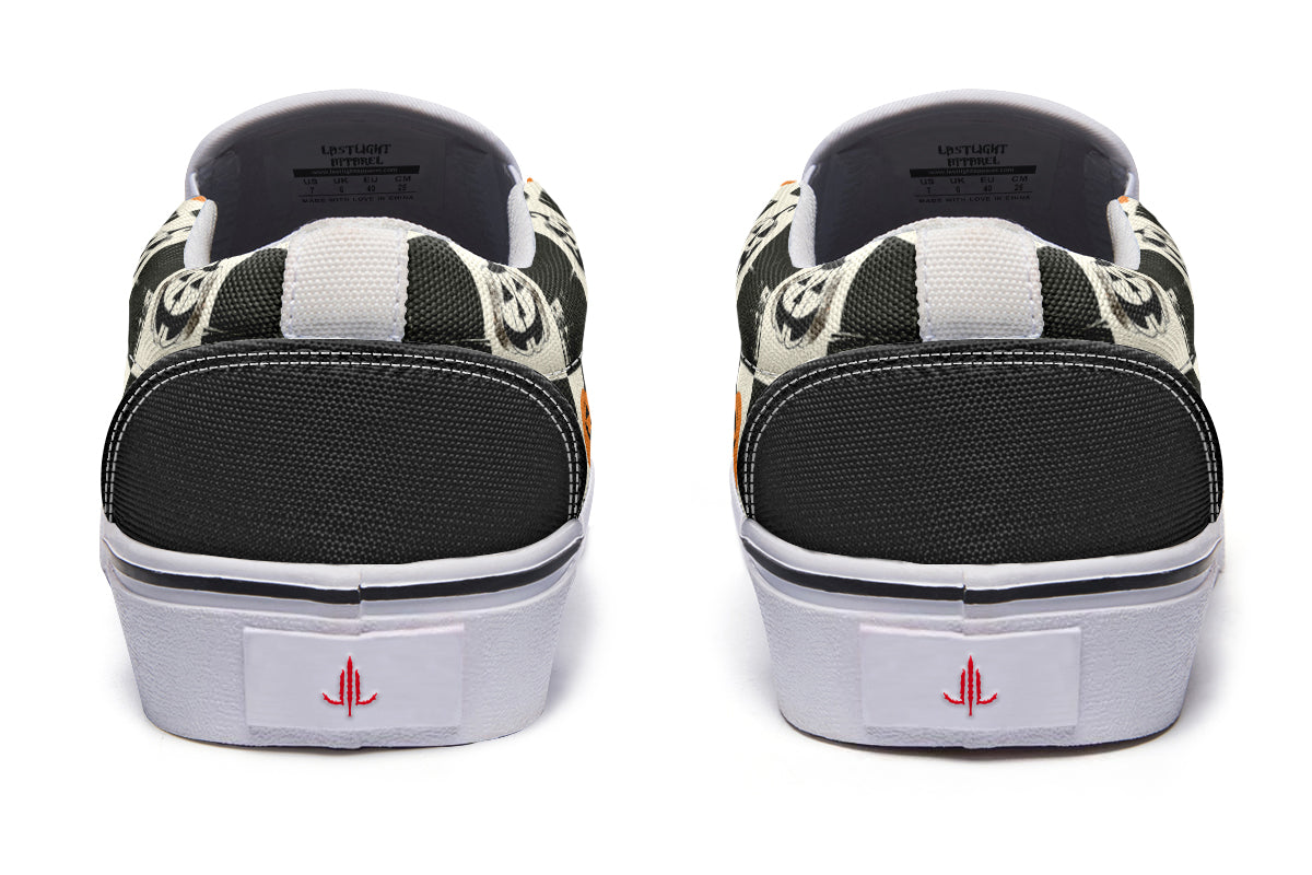 Checkered Pumpkins Slip On Shoes
