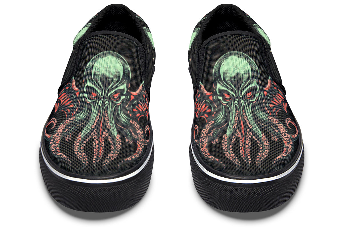Last Light Apparel Undead Pharaohs Horses Slip On Shoes Black Mens‎ 10 HG9239 Traditional Scorpion Slip On Shoes – Last Light Apparel main image 4