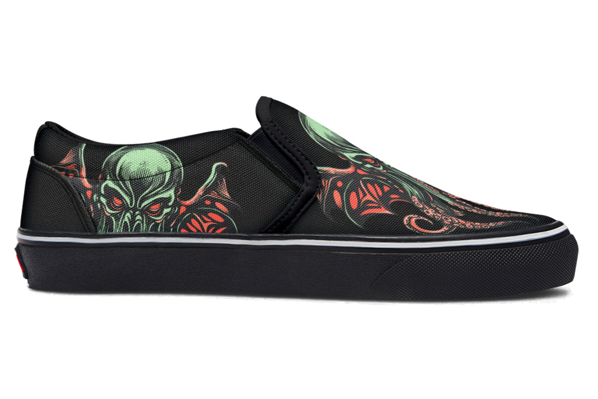 Cthulhu Slip On Shoes