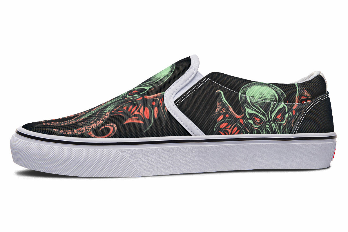 Cthulhu Slip On Shoes