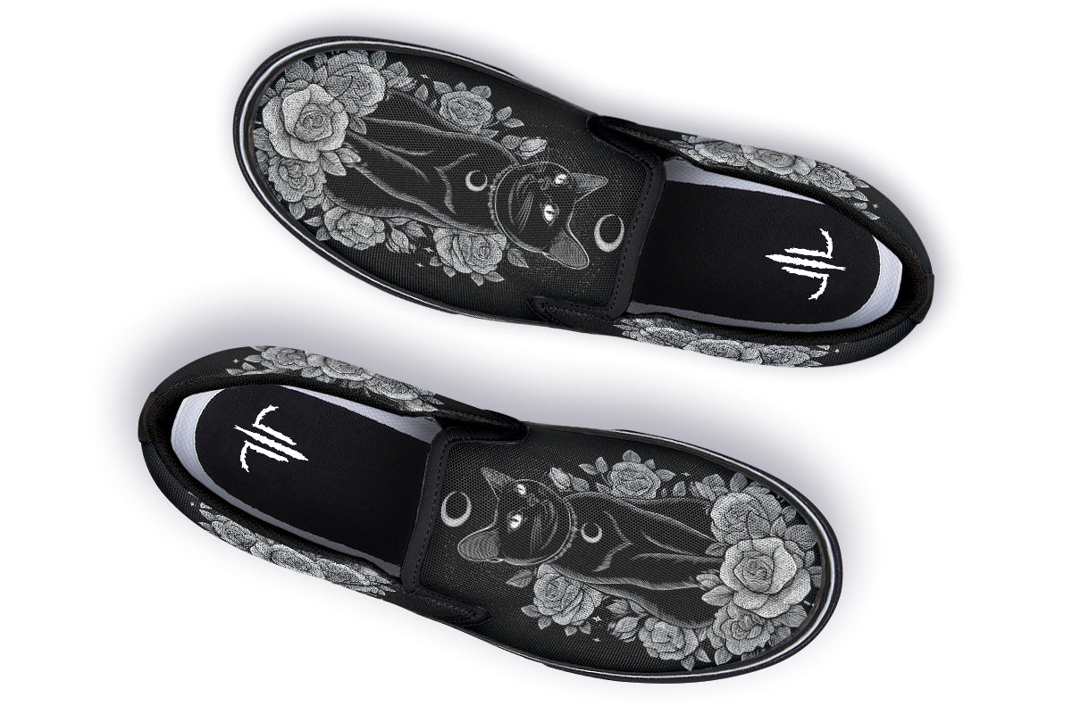 Lunar Familiar Cat Slip On Shoes