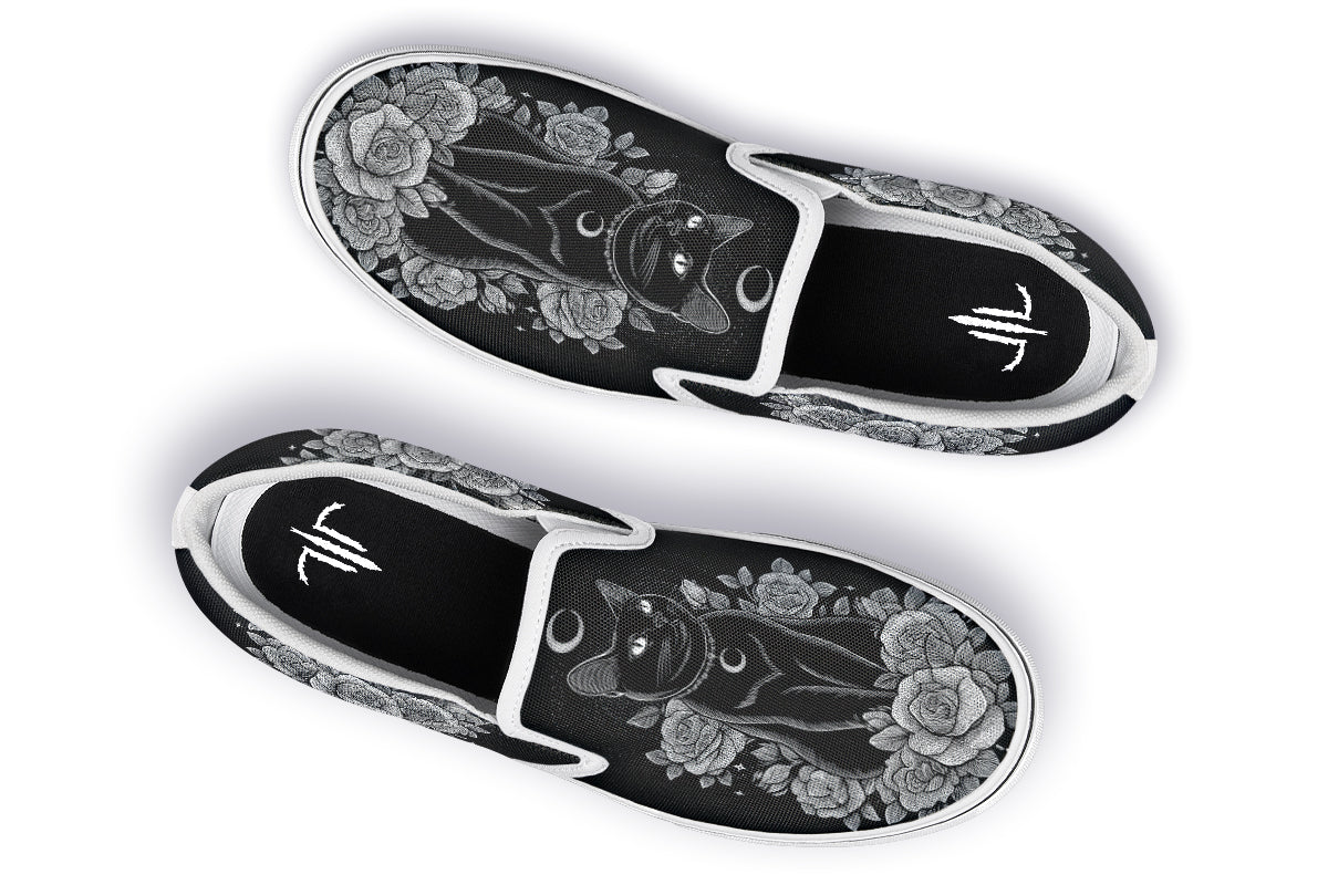 Lunar Familiar Cat Slip On Shoes