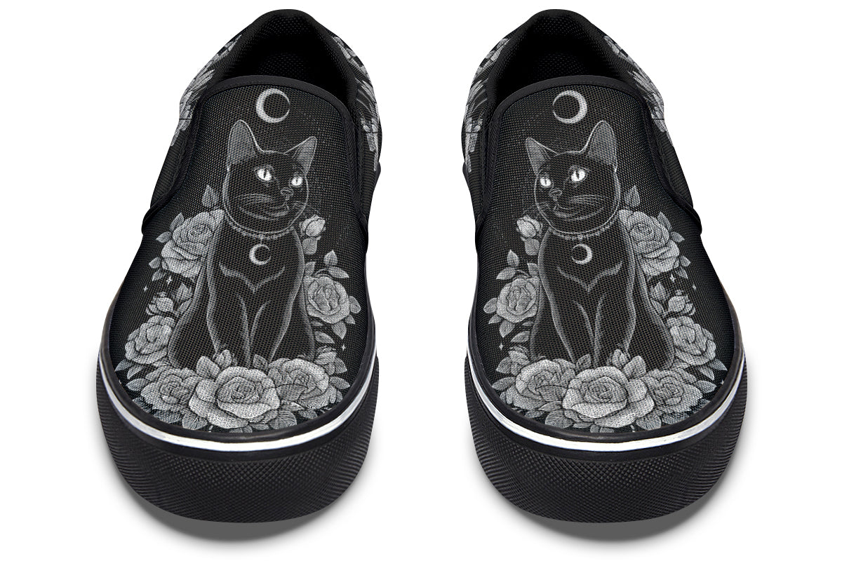 Lunar Familiar Cat Slip On Shoes