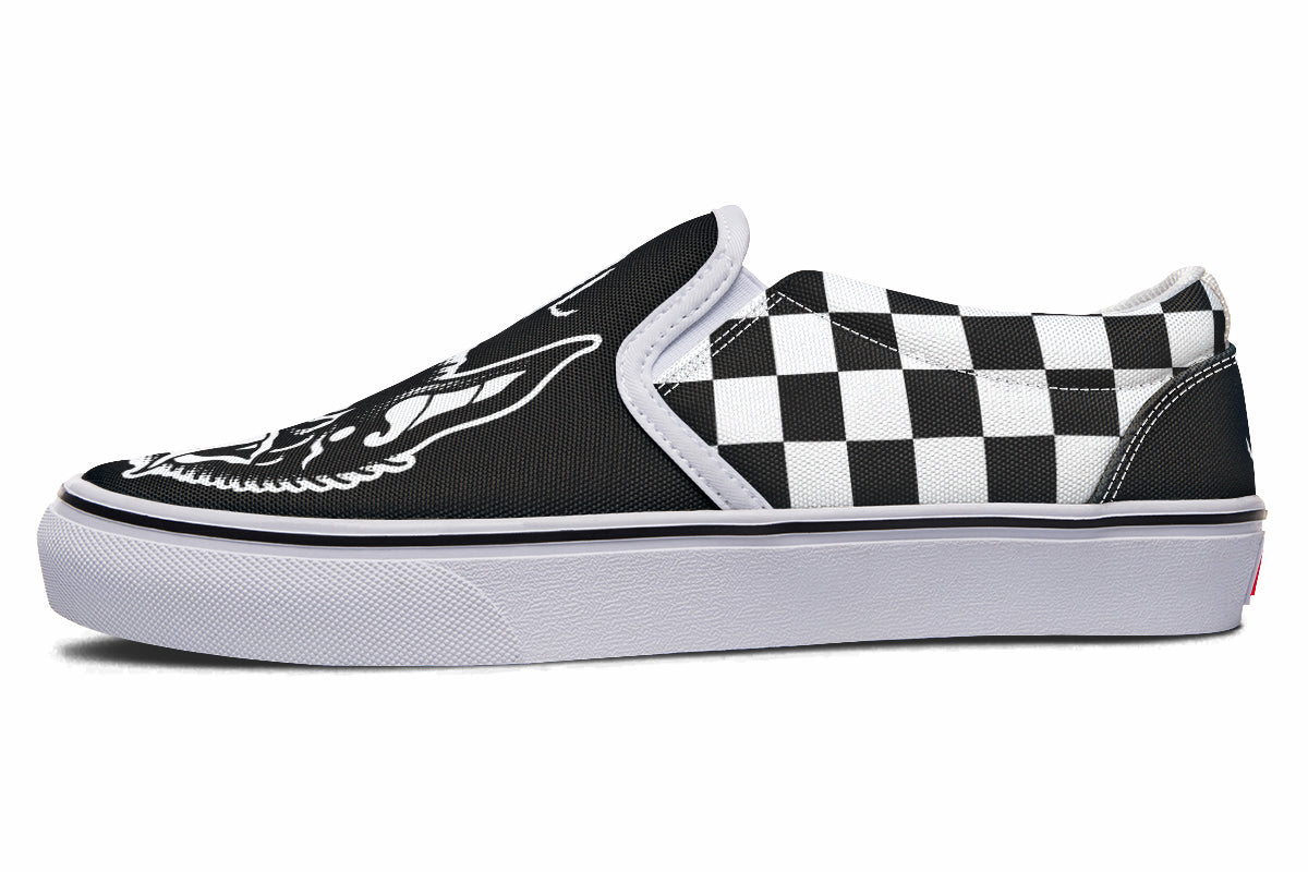 Traditional Checkered Bats Slip On Shoes