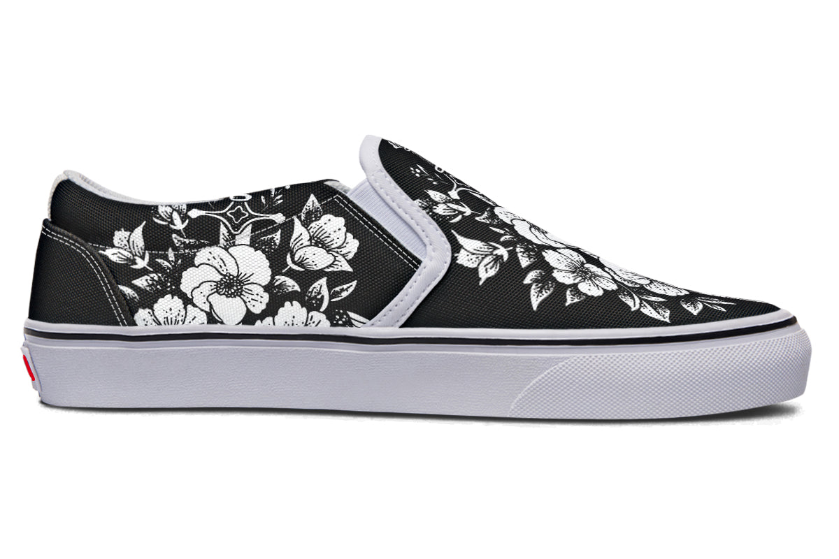 Minimalist Dagger Flowers Slip On Shoes